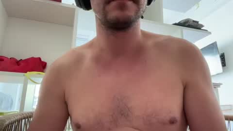 Snapshot of underground33 chatting on February 2025 05:43:01 PM Under  Huge cock with beautiful uncut foreskin online show from February 2025 05:43:01 PM