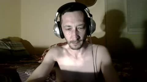 Snapshot of underguy19 chatting on April 2026 09:02:01 PM underguy19 online show from April 2026 09:02:01 PM