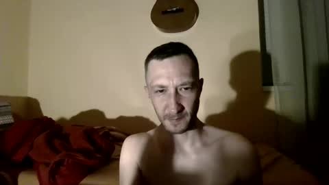 Snapshot of underguy19 chatting on April 2026 09:46:01 PM underguy19 online show from April 2026 09:46:01 PM