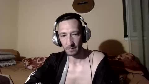 Snapshot of underguy19 chatting on April 2026 08:58:02 PM underguy19 online show from April 2026 08:58:02 PM