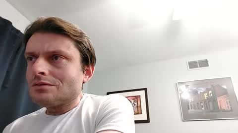 Snapshot of undress_me_ chatting on January 2025 02:59:01 AM undress me online show from January 2025 02:59:01 AM