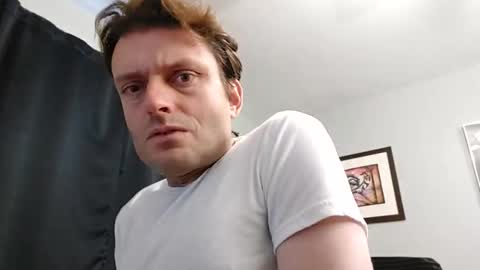 Snapshot of undress_me_ chatting on January 2025 05:00:01 PM undress me online show from January 2025 05:00:01 PM