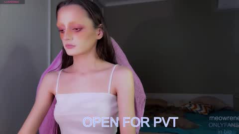 Irene   online show from November 2025 05:26:01 PM