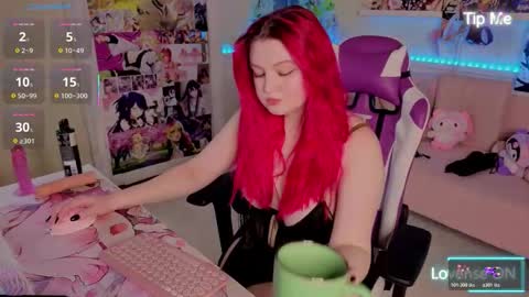 Snapshot of unholy_lady chatting on December 2025 06:54:02 AM Unholy Lady online show from December 2025 06:54:02 AM