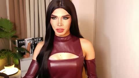 Snapshot of unique_taste69 chatting on October 2025 04:09:02 PM Miss Andrea online show from October 2025 04:09:02 PM