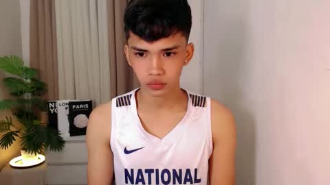 Snapshot of unique_taste69 chatting on December 2025 06:35:02 PM Miss Andrea online show from December 2025 06:35:02 PM