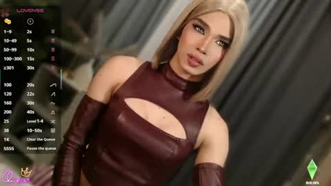 Miss Andrea online show from June 2026 07:09:01 PM