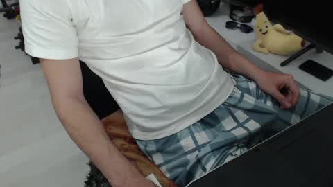 Snapshot of uniqueboy22 chatting on April 2026 05:48:02 PM uniqueboy22 online show from April 2026 05:48:02 PM
