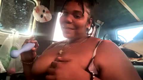 Uni StarFire online show from December 2024 09:45:01 PM