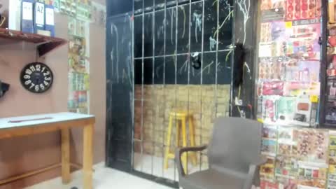 university online show from December 2024 10:10:01 PM