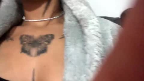 Snapshot of unknoown98 chatting on December 2024 06:17:02 PM unknoown98 online show from December 2024 06:17:02 PM