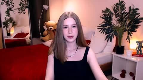unreal_lady online show from June 2026 08:48:01 PM