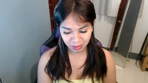 Vee online show from December 2024 01:53:02 AM