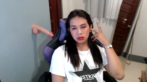 Vee online show from January 2025 05:44:01 PM