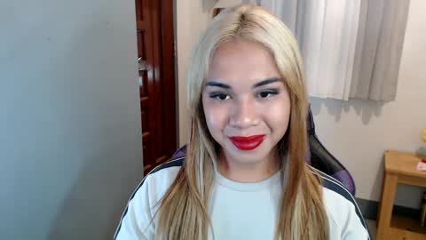 Vee online show from February 2025 06:00:01 AM