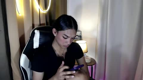 Snapshot of ur_dazzlingmorenaxx chatting on November 2025 03:27:01 AM ur_dazzlingmorenaxx online show from November 2025 03:27:01 AM