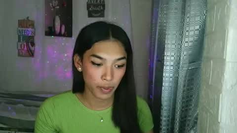 Snapshot of ur_dazzlingmorenaxx chatting on November 2025 02:12:02 AM ur_dazzlingmorenaxx online show from November 2025 02:12:02 AM