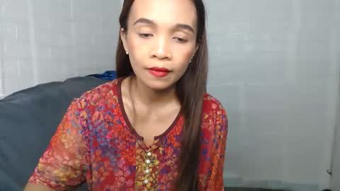 Snapshot of ur_hotgirlxxx chatting on November 2025 03:49:01 AM bela online show from November 2025 03:49:01 AM