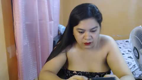 Snapshot of ur_hotsexymaria chatting on May 2026 03:56:01 AM ur_hotsexymaria online show from May 2026 03:56:01 AM