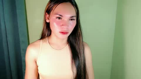 QUEENSY online show from February 2025 02:40:01 PM