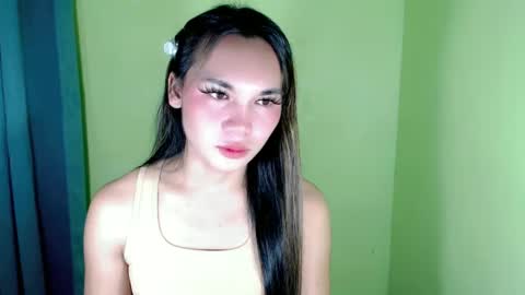 QUEENSY online show from February 2025 05:34:02 AM