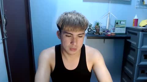 Snapshot of ur_jayqutee chatting on February 2025 12:06:02 PM Ur jayqutee online show from February 2025 12:06:02 PM