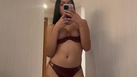 Veronica Lodge online show from April 2026 05:16:01 PM