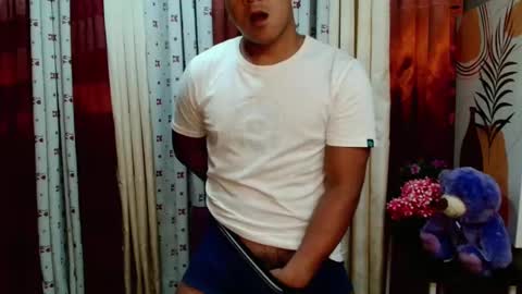 Dave online show from March 2025 07:58:02 PM