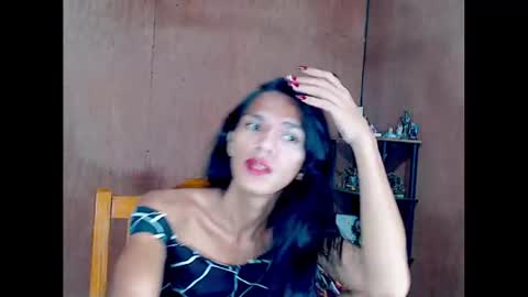 Snapshot of ur_prescious_xxx chatting on June 2026 02:23:02 PM Ur Lovely Pricious online show from June 2026 02:23:02 PM