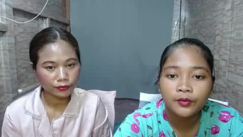 ur_prettymitch online show from November 2025 01:23:01 PM