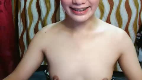 Snapshot of ur_yassy chatting on June 2026 02:58:01 AM ur_yassy online show from June 2026 02:58:01 AM