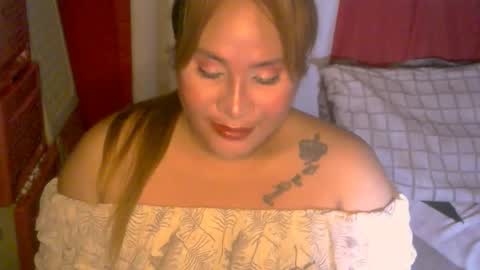 Snapshot of uramazingbomshel chatting on December 2024 03:32:01 PM pretitit micole online show from December 2024 03:32:01 PM