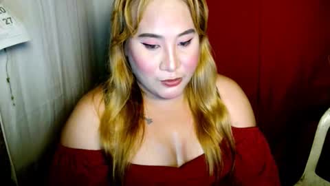 Snapshot of uramazingbomshel chatting on September 2025 03:14:01 PM pretitit micole online show from September 2025 03:14:01 PM