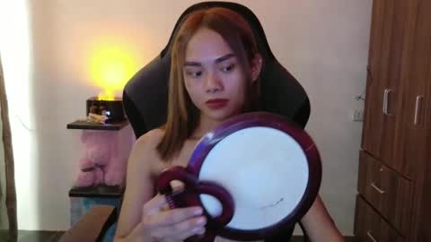 urasian_crisa online show from October 2025 09:21:01 AM