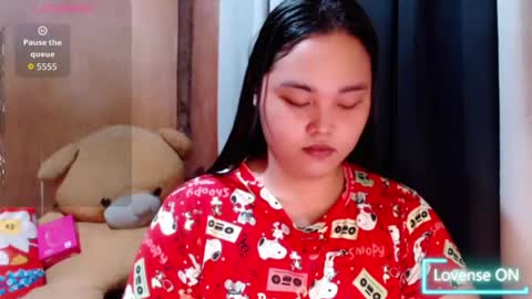 Snapshot of urasian_hotchix69 chatting on July 2026 10:33:01 AM Lycah online show from July 2026 10:33:01 AM