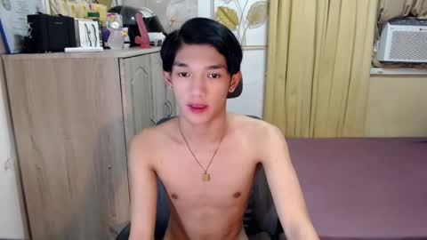 Snapshot of urasian_john20 chatting on July 2026 09:24:01 AM urasian_john20 online show from July 2026 09:24:01 AM
