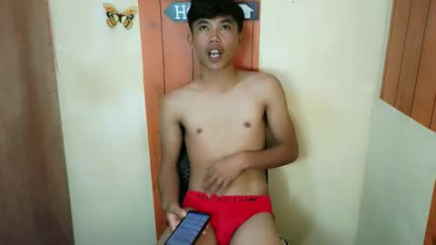 urasian_jomarie online show from September 2025 02:11:02 AM