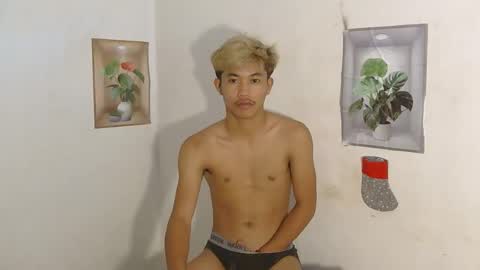 urasian_jomarie online show from March 2026 10:21:02 PM