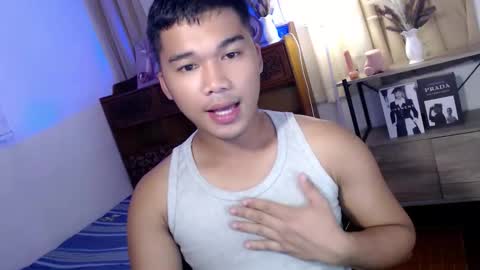 Snapshot of urasian_jpxx chatting on June 2026 08:24:02 AM JAMES online show from June 2026 08:24:02 AM