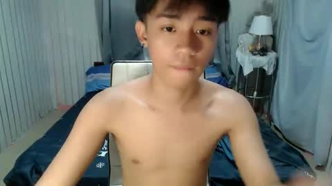 HI WE ARE NATHANIEL AND SEV online show from November 2025 09:45:01 AM