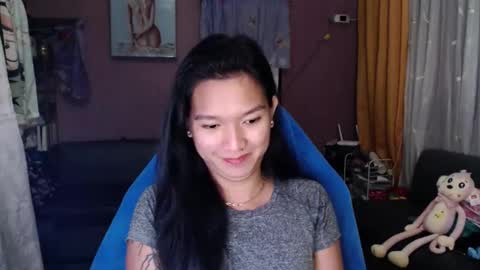 Snapshot of urasian_newra chatting on November 2025 04:40:01 PM NEWRA ALLISON online show from November 2025 04:40:01 PM