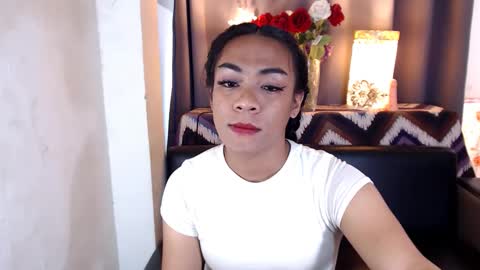 Olivia online show from February 2025 06:19:02 PM