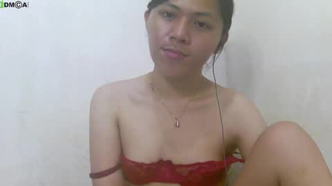 Snapshot of urasianlover69x chatting on January 2025 07:06:02 AM rai online show from January 2025 07:06:02 AM