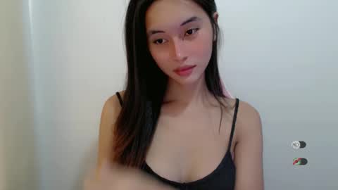 Snapshot of urasianshizuka chatting on October 2025 11:46:02 PM SHIZUKA online show from October 2025 11:46:02 PM