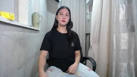 Erika online show from September 2025 06:00:01 PM