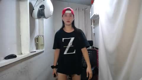 Erika online show from November 2025 09:41:01 AM