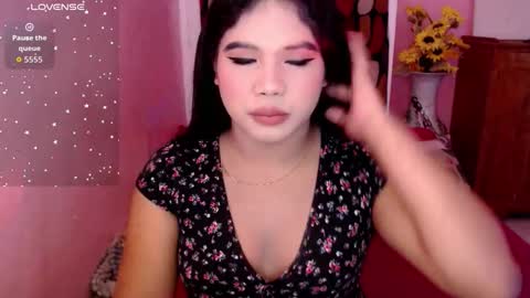 Sofia online show from November 2025 08:33:02 AM