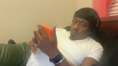 urbandick5 online show from November 2025 02:32:02 AM