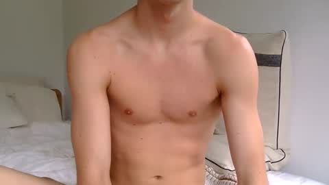 urboyfriendj online show from March 2026 09:39:02 PM