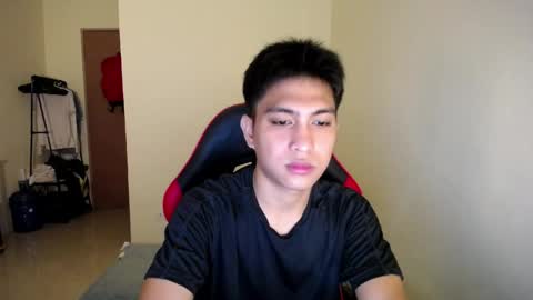 Snapshot of urcuteguy_jhonx chatting on May 2026 03:45:02 AM Dannie online show from May 2026 03:45:02 AM